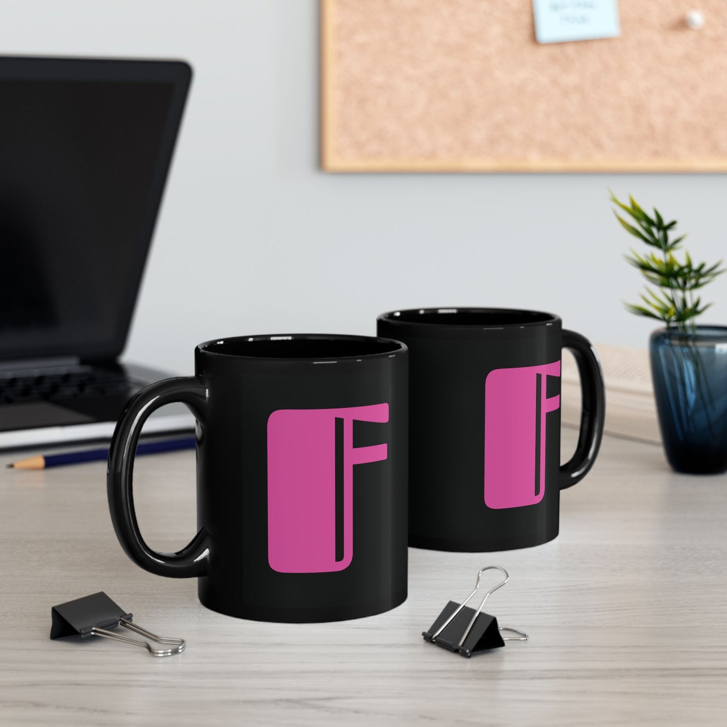 Mug Hot Pink Initial Black "F"