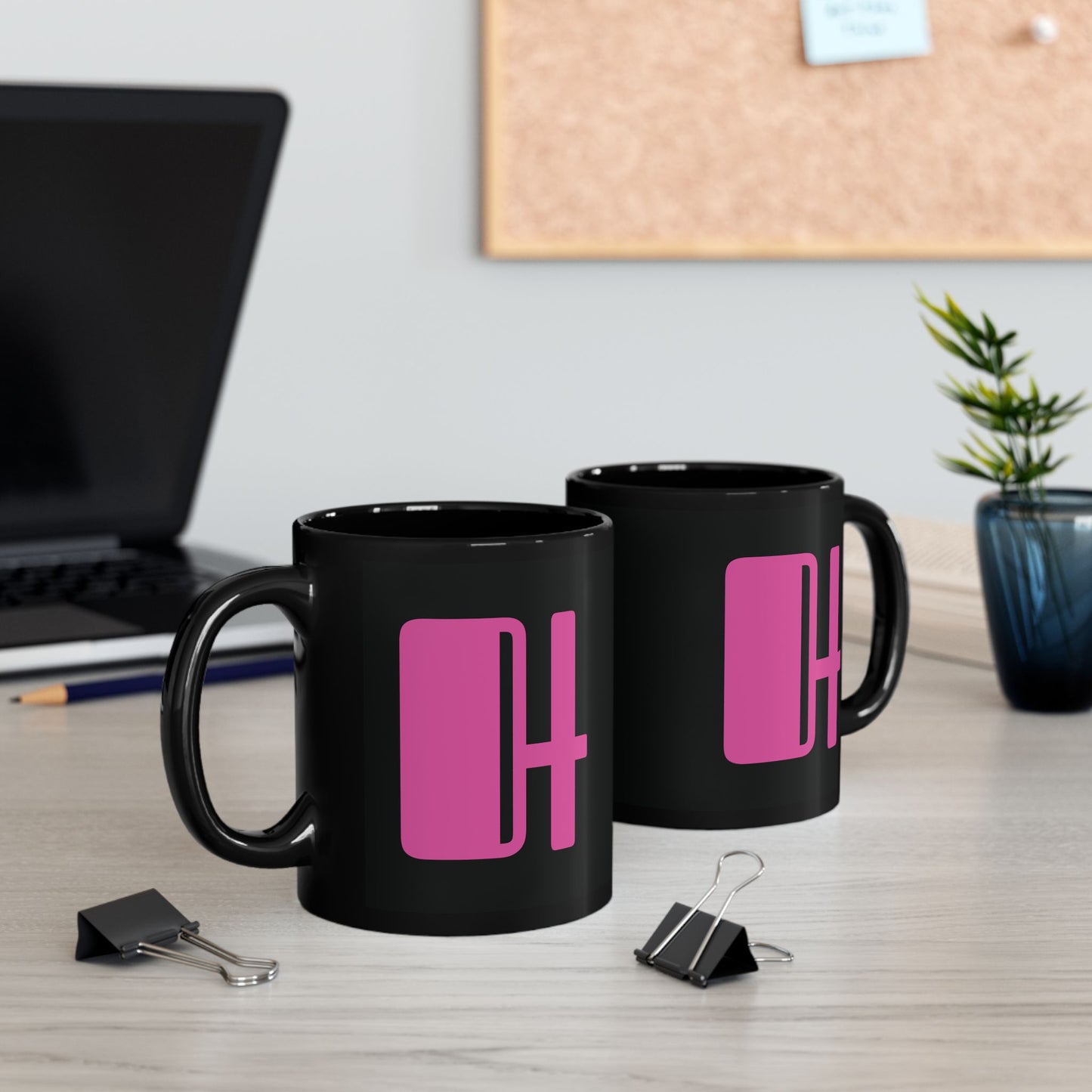 Mug Hot Pink Initial Black "H"