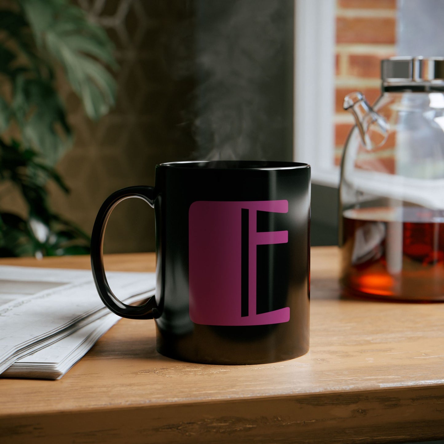 Mug Hot Pink Initial Black "E"