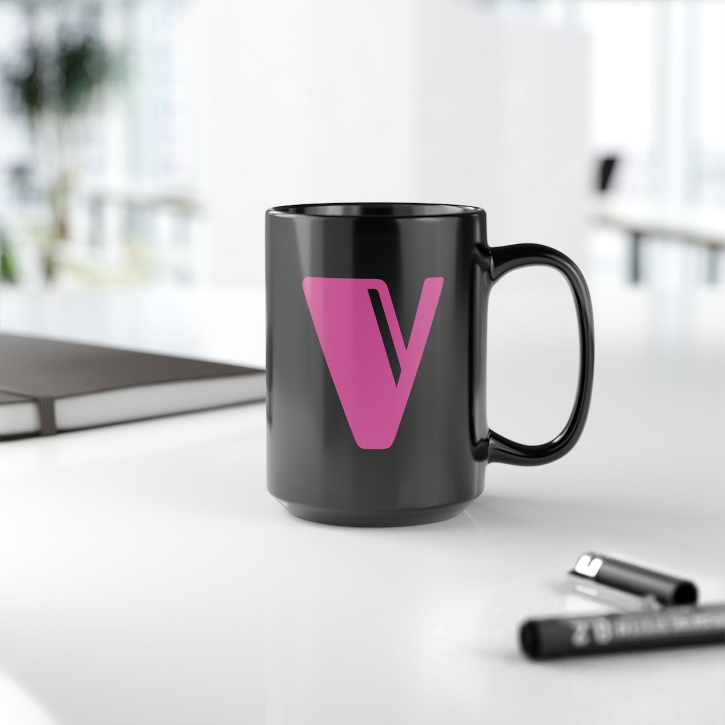 Mug Hot Pink Initial Black "V"