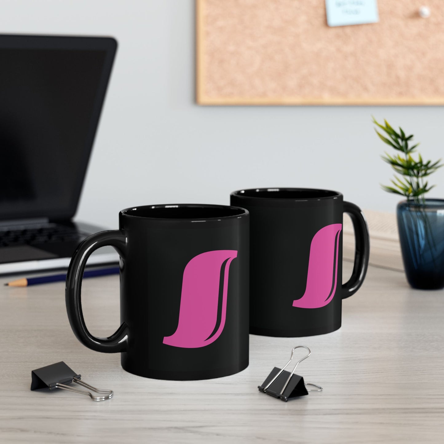 Mug Hot Pink Initial Black "S"